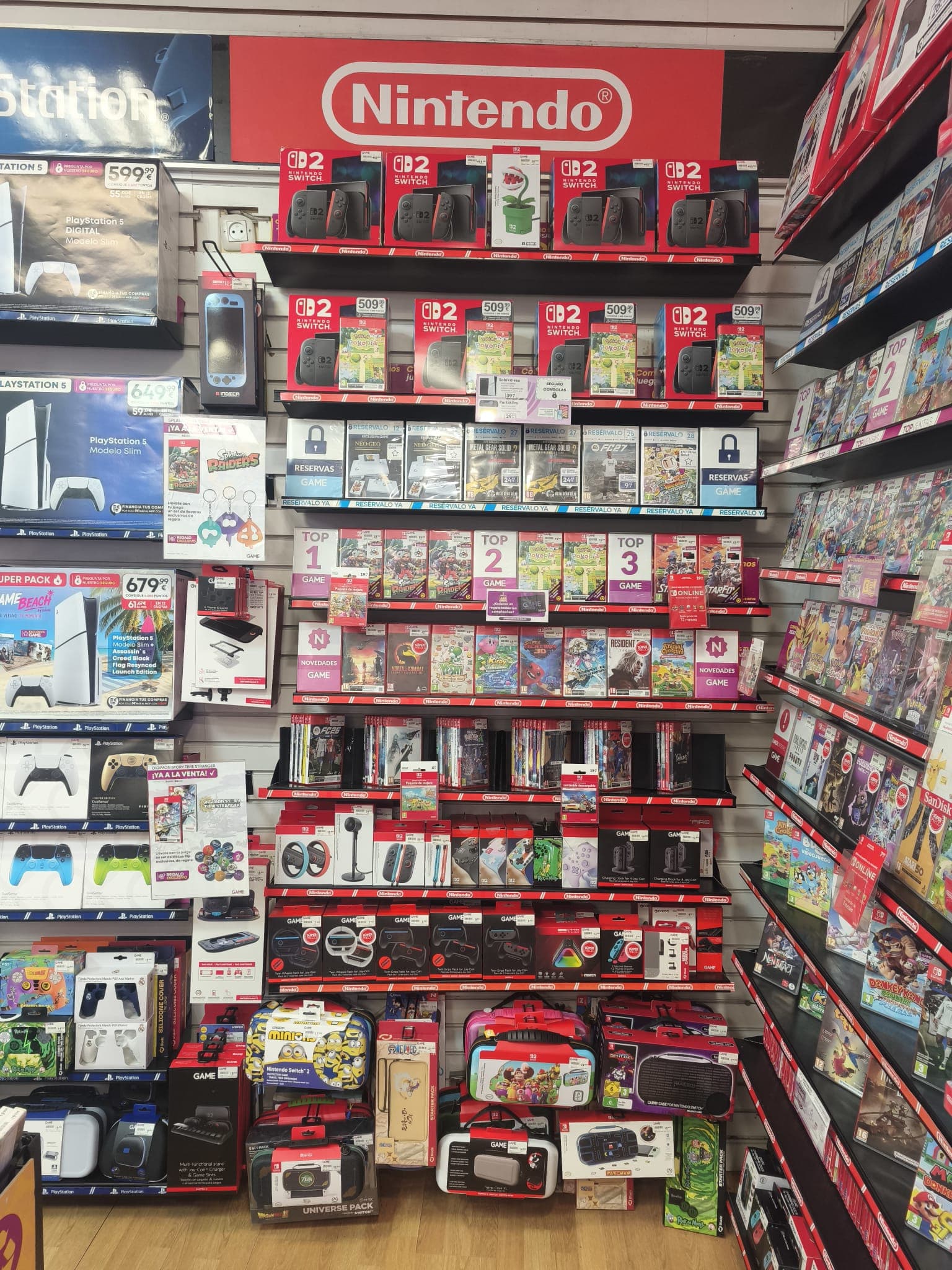 CADIZ AVENIDA ANDALUCIA VIDEOJUEGOS 11008 - foto 8