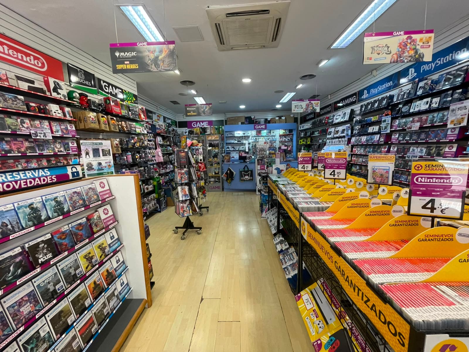 SEVILLA DOS HERMANAS DOS HERMANAS VIDEOJUEGOS - foto 5