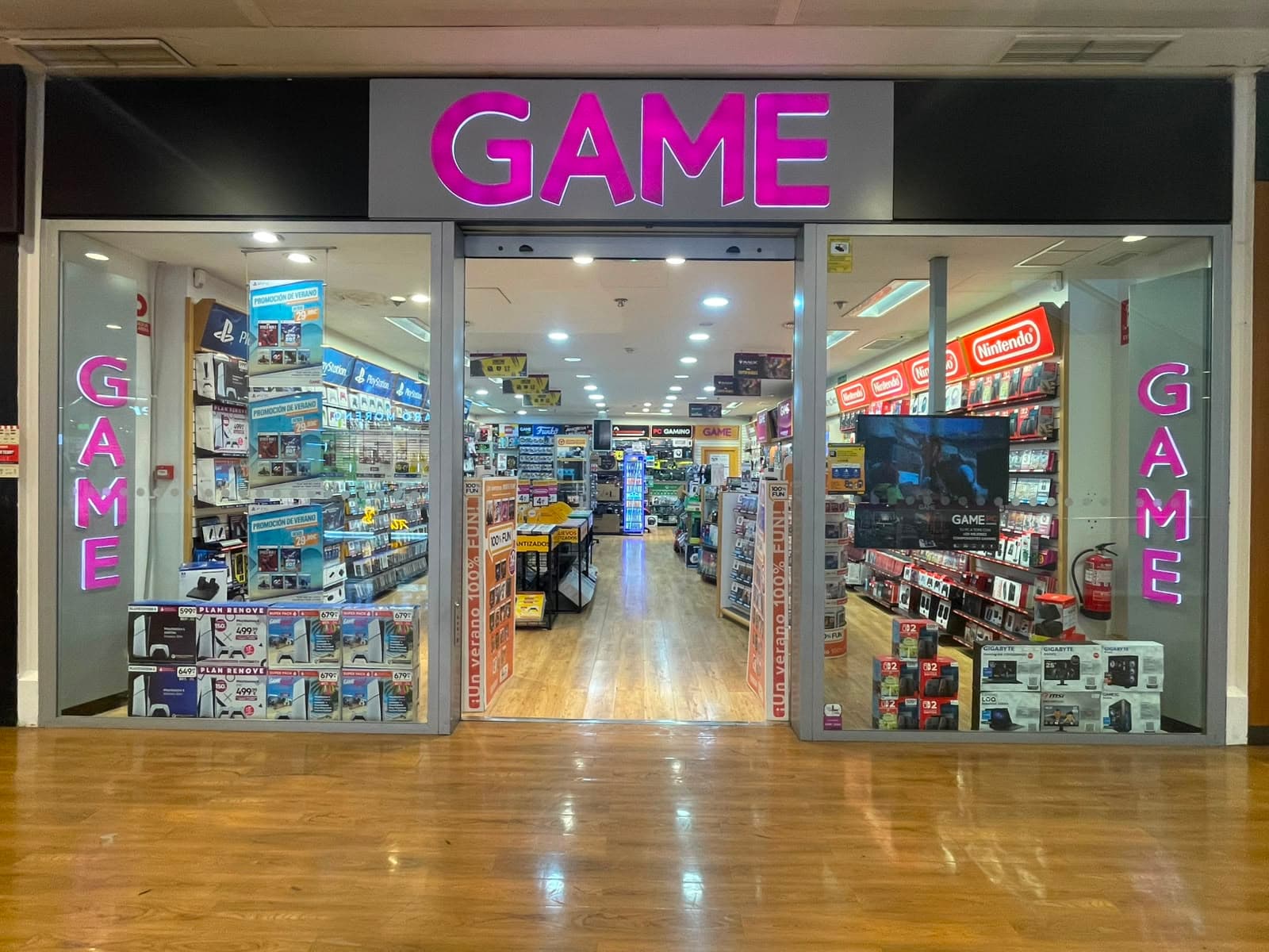 SEVILLA NERVIÓN VIDEOJUEGOS 41005 - foto 4