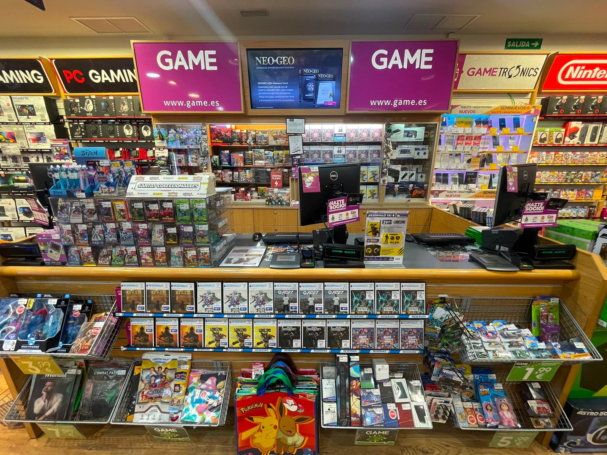 SEVILLA NERVIÓN VIDEOJUEGOS 41005 - foto 8