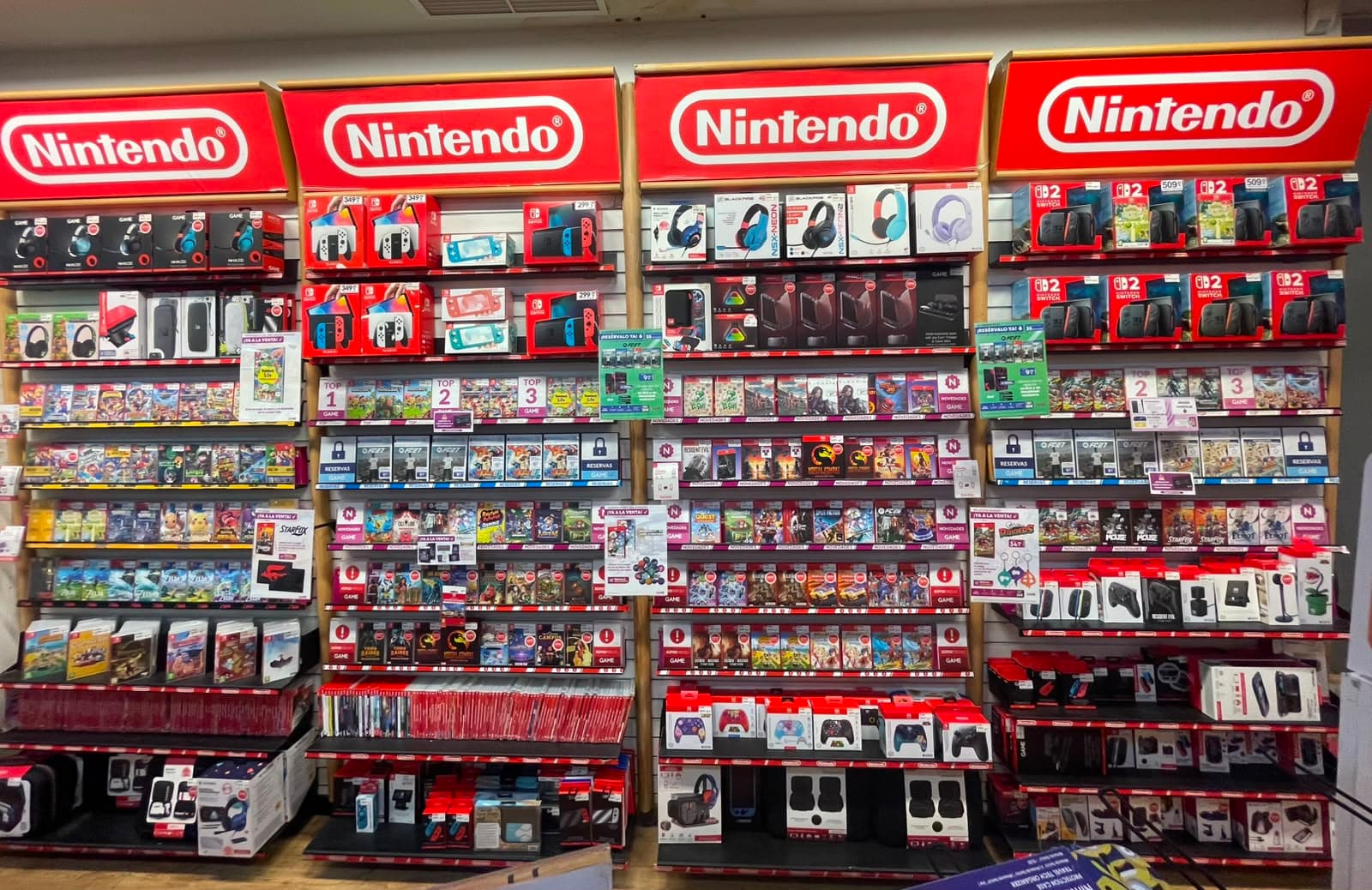 SEVILLA NERVIÓN VIDEOJUEGOS 41005 - foto 9