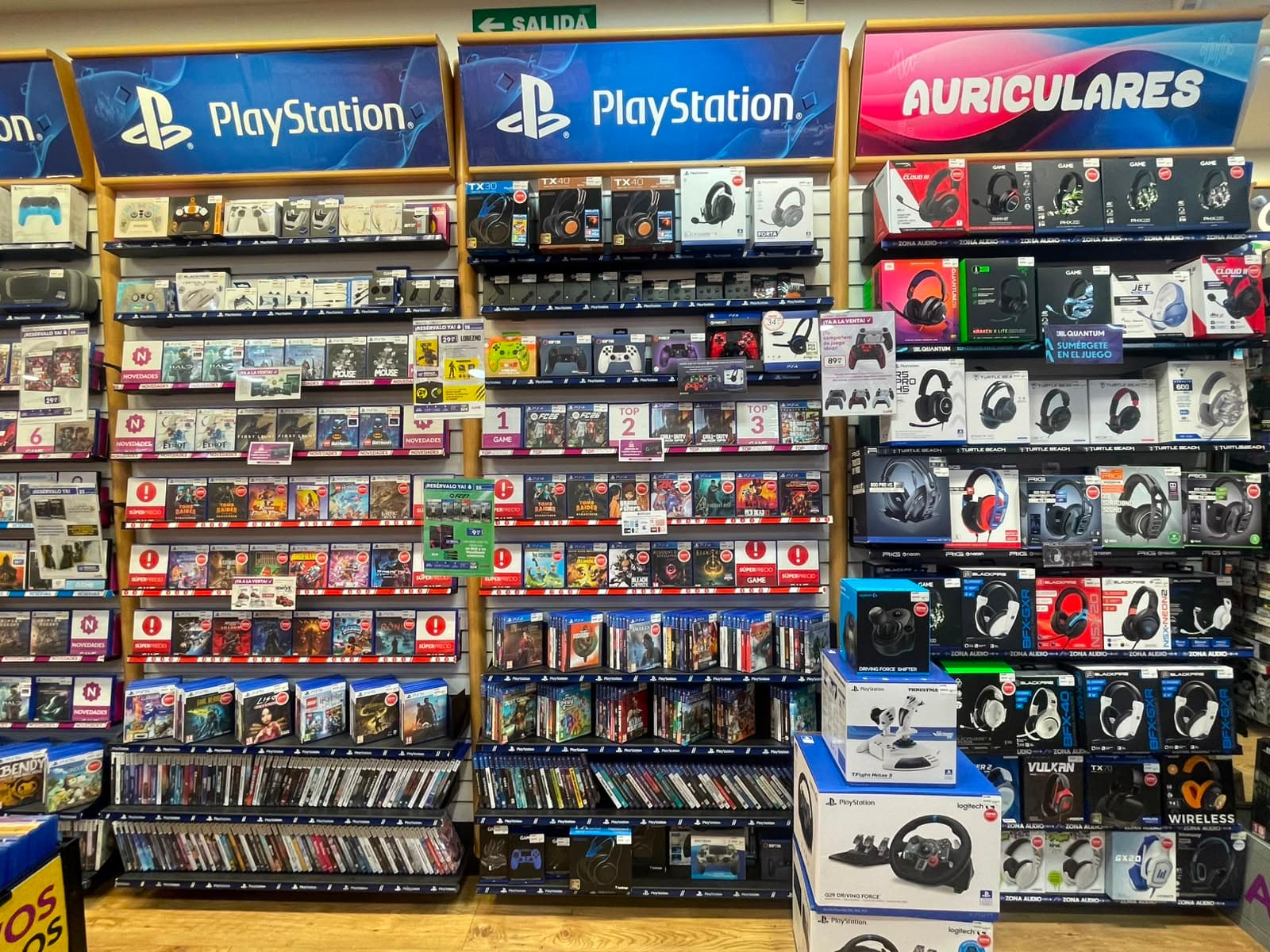 SEVILLA NERVIÓN VIDEOJUEGOS 41005 - foto 11