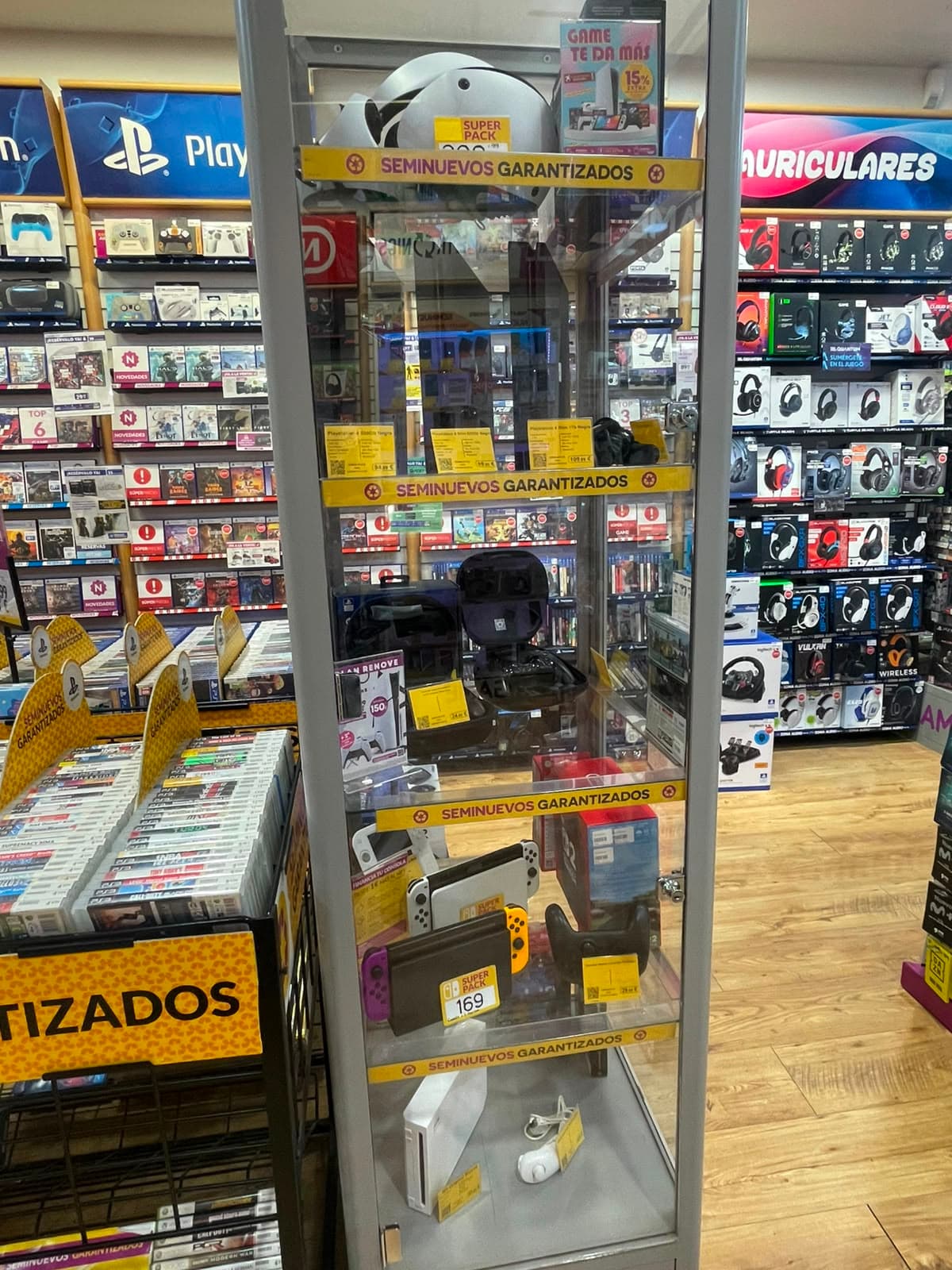 SEVILLA NERVIÓN VIDEOJUEGOS 41005 - foto 15
