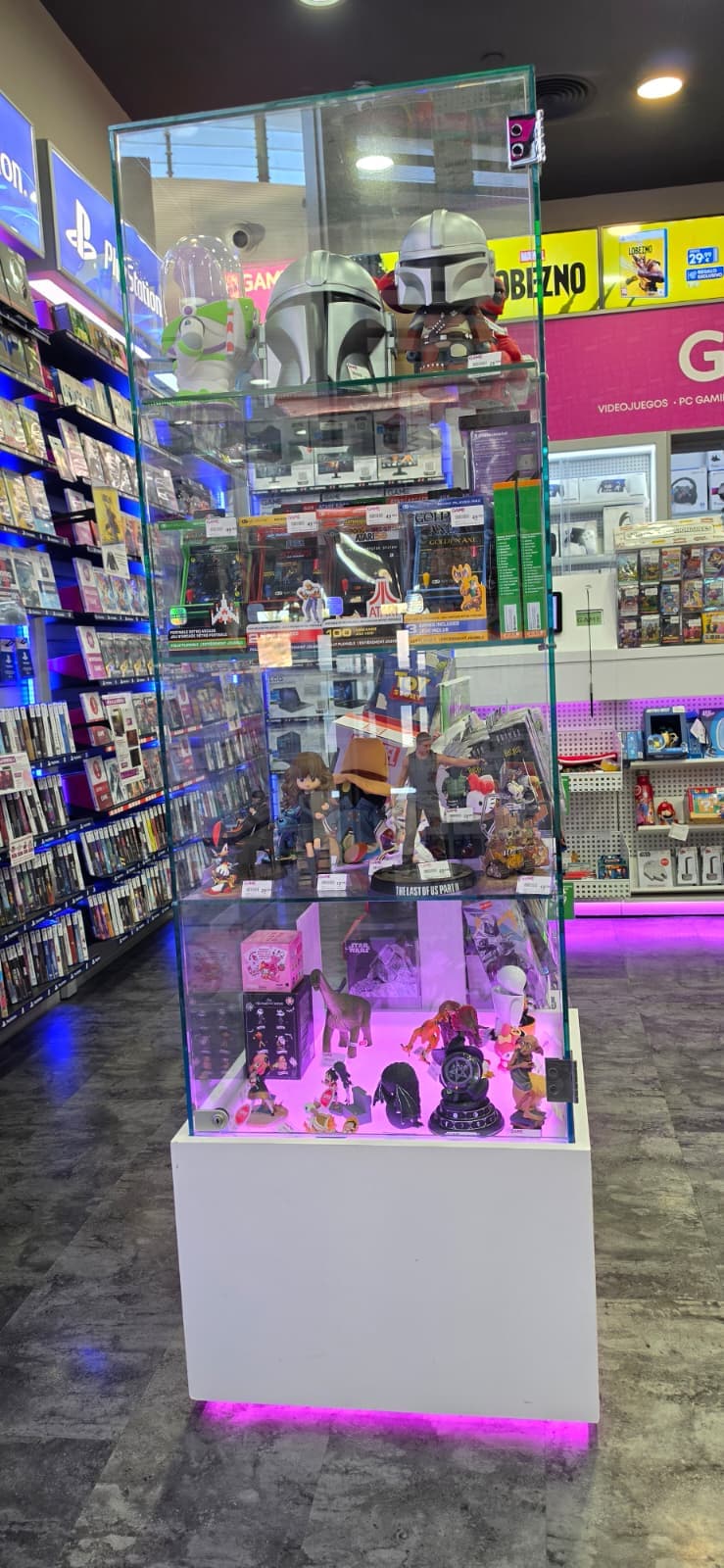 ALMERIA TORRECARDENAS VIDEOJUEGOS 04009 - foto 13